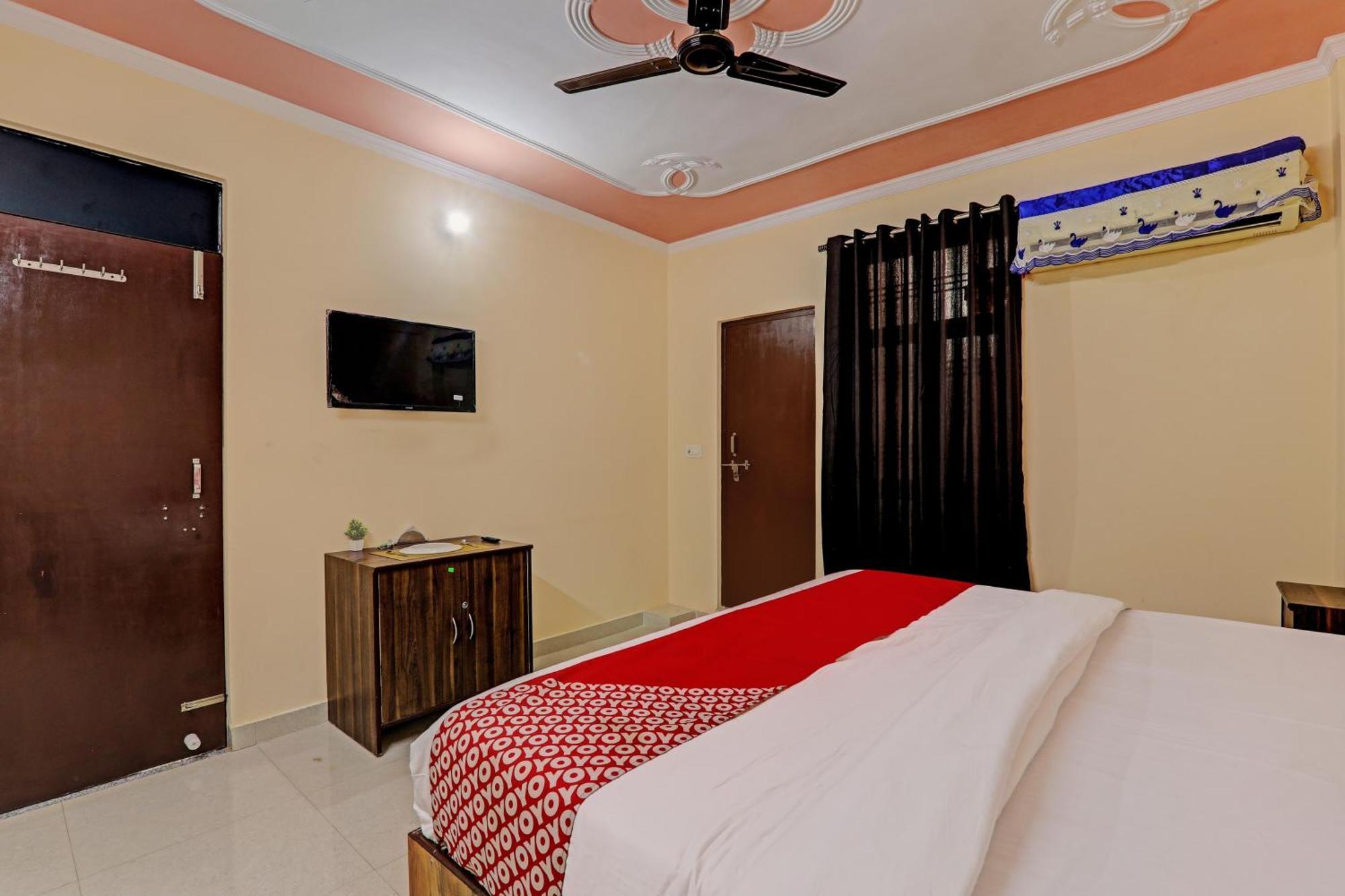Super Hotel O Fort Inn Lucknow Exterior foto