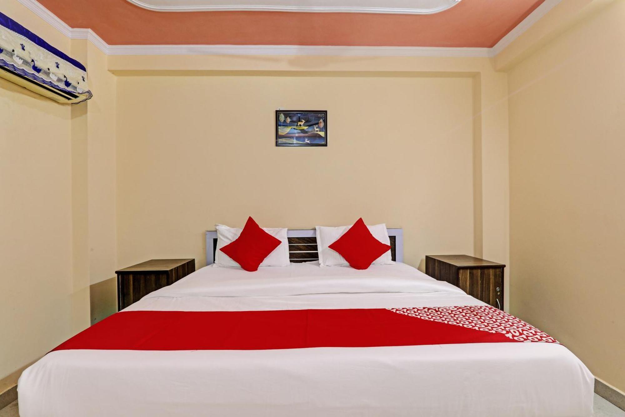 Super Hotel O Fort Inn Lucknow Exterior foto